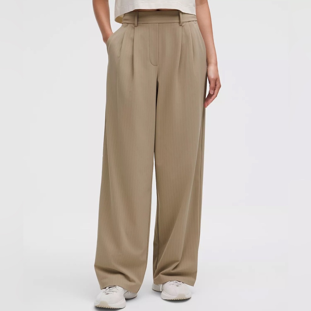 lululemon Daydrift High-Rise Wide-Leg Trouser Short